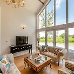 Whitehill Barn - Uk47195 בית נופש